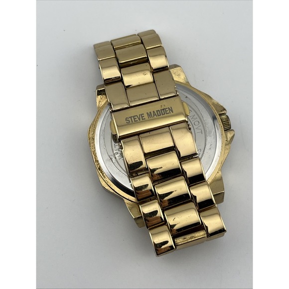 Steve Madden Watch Women 46mm Gold Case 6"‎ Band- New Battery - Picture 7 of 7